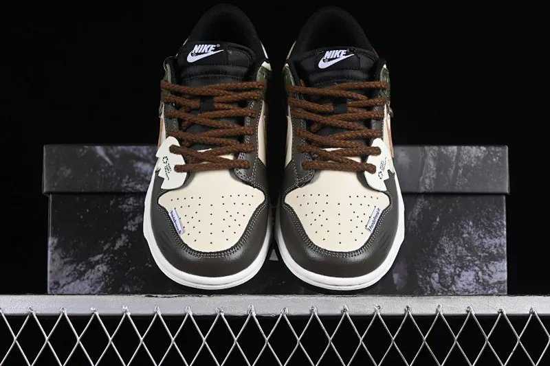 All Categories Nk SB Dunk Series Nk SB Dunk Low Low-top Sneakers Nk Dunk Low Panda Prank Jungle Crossing Forest Crisis SB Low-top Casual Sneakers DV0831-002